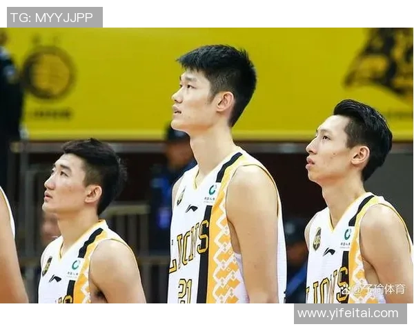 孙铭徽：从青年才俊到篮球场上的领军人物之路探索